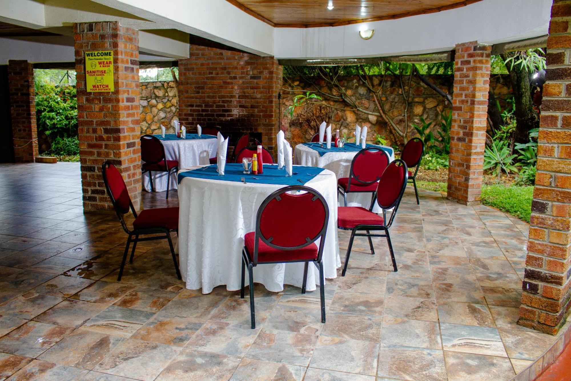 Matilinda Lodge Bulawayo Exterior photo